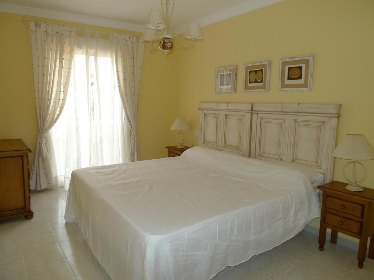 Torrox Costa Beachfront Apartment ภายนอก รูปภาพ
