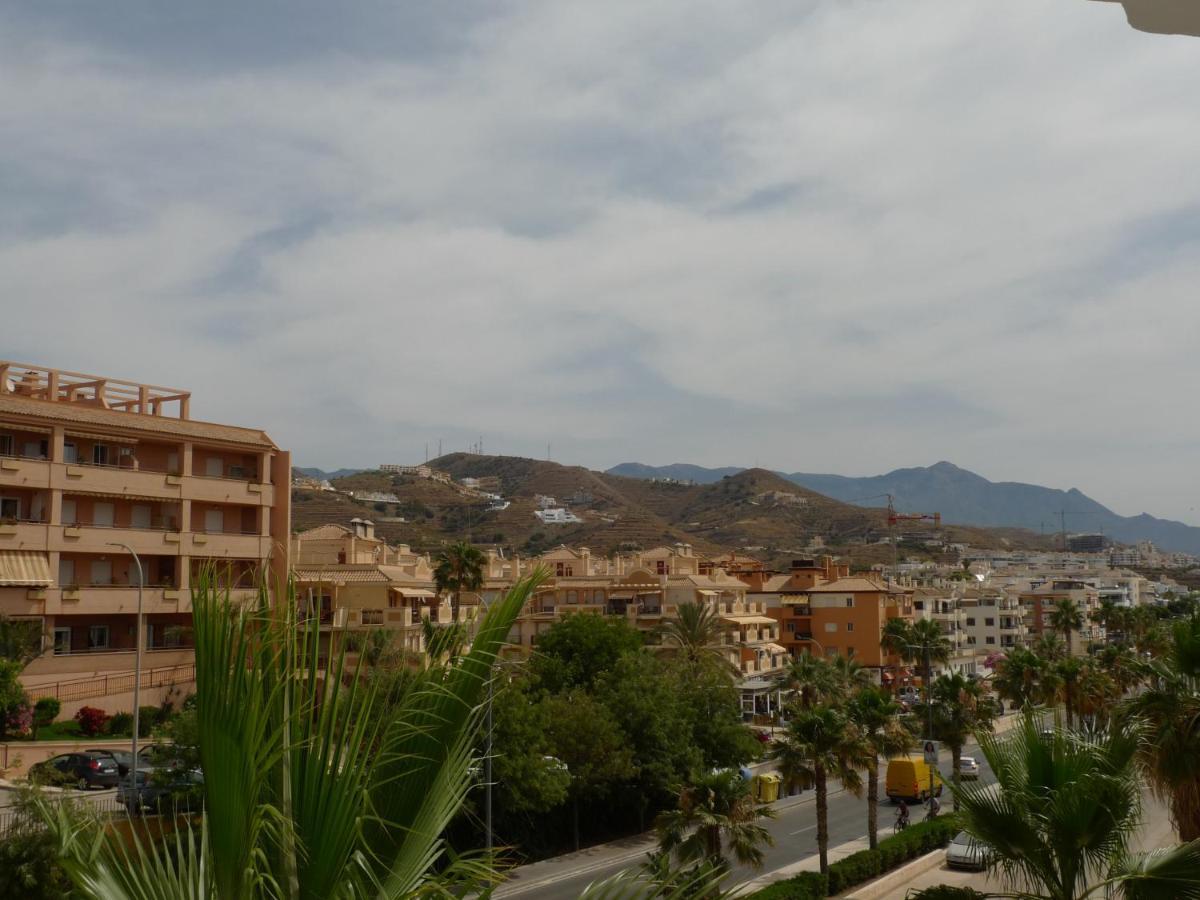 Torrox Costa Beachfront Apartment ภายนอก รูปภาพ