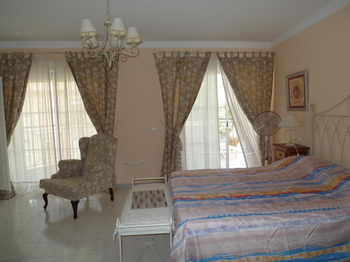 Torrox Costa Beachfront Apartment ภายนอก รูปภาพ