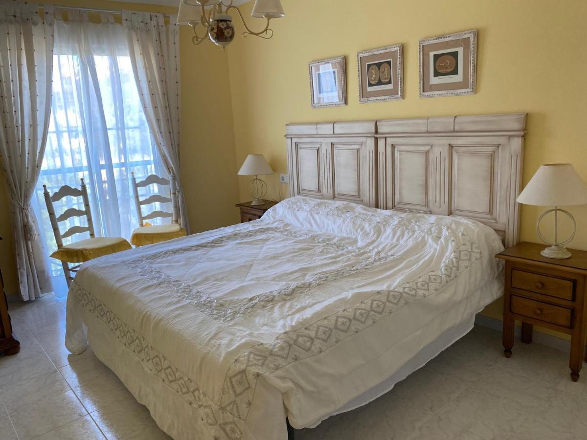 Torrox Costa Beachfront Apartment ภายนอก รูปภาพ